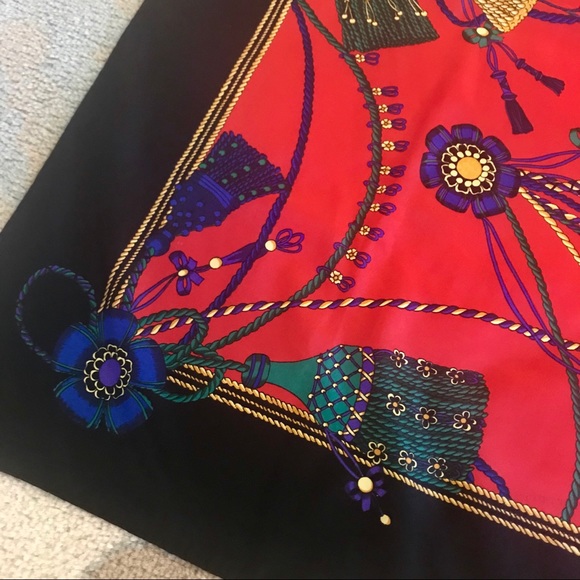 ✨Vintage Tassel Scarf - Picture 4 of 7